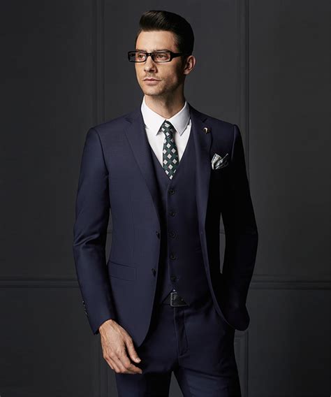 The Perfect Fit: Tailored Suits